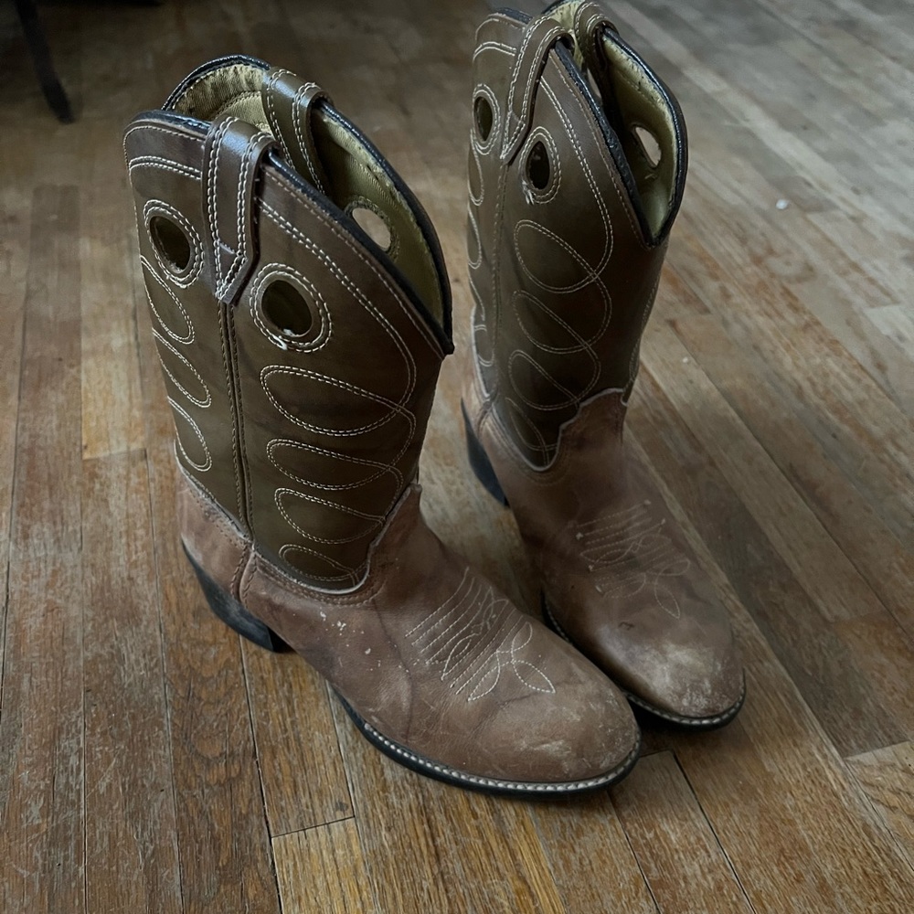 Boy’s western leather boots